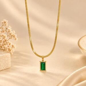 Esmeria Emerald Green Pendant Necklace for Women - Anweety Jewels